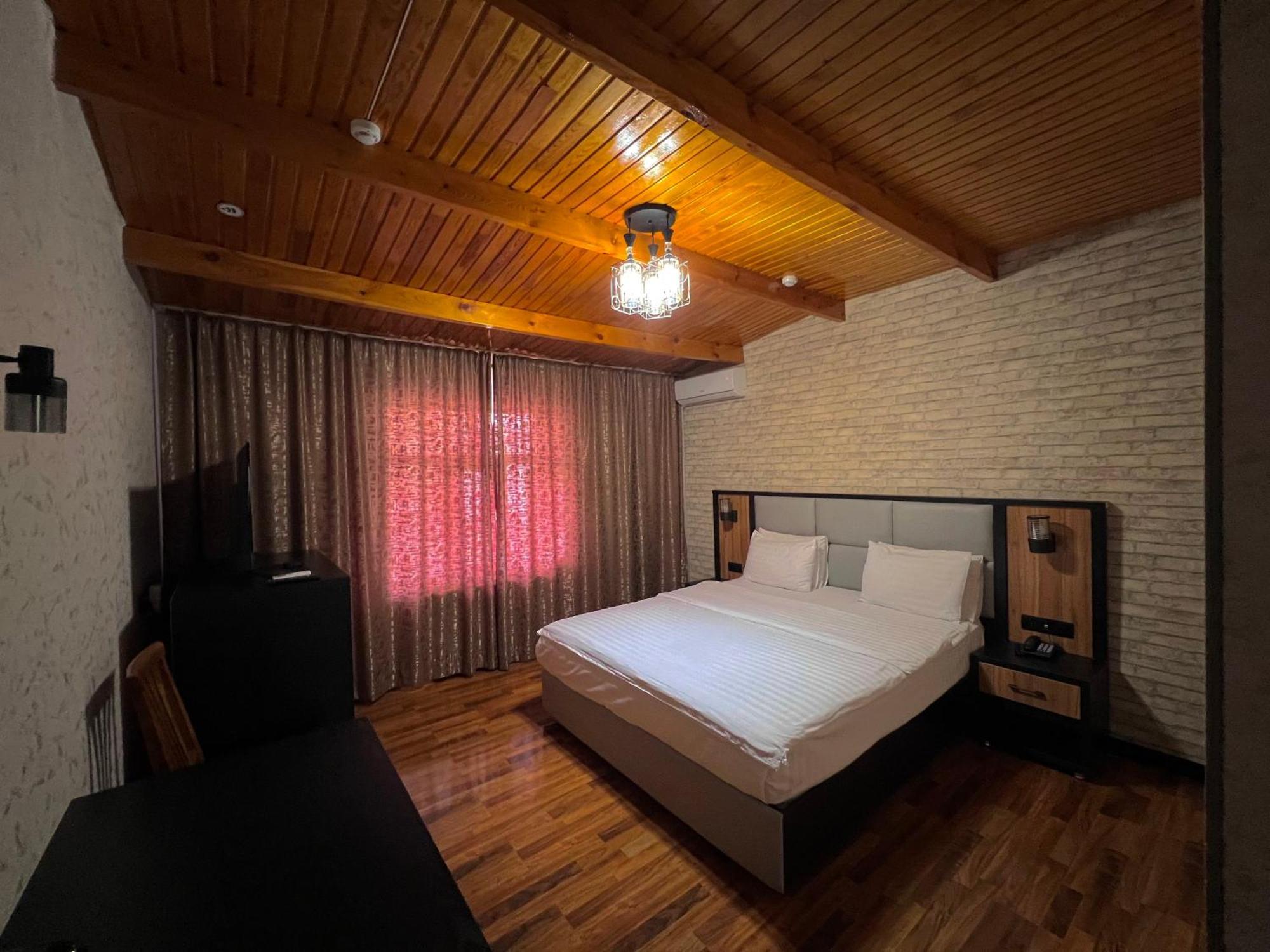 Byond Hotel Tachkent Extérieur photo